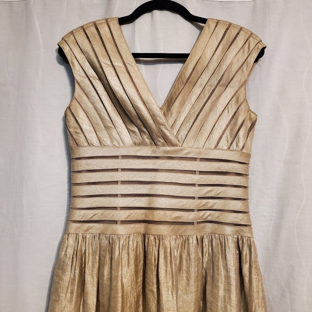 Andre Oliver Gold Mini Dress Size 8P - Picture 3 of 7